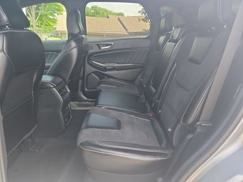 Used 2022 Ford Edge ST w/ Equipment Group 401A AWD/4WD image 15