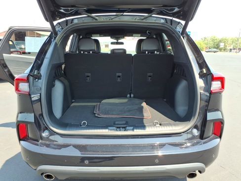 Used 2023 Ford Escape ST-Line w/ Tech Pack #1 AWD/4WD image 15