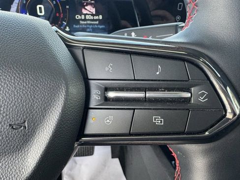 Used 2025 Chevrolet Equinox RS w/ Convenience Package III image 16