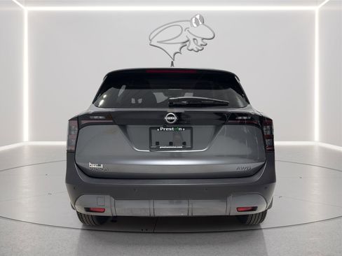 Used 2025 Nissan Kicks SV w/ Illumination Package AWD/4WD image 5