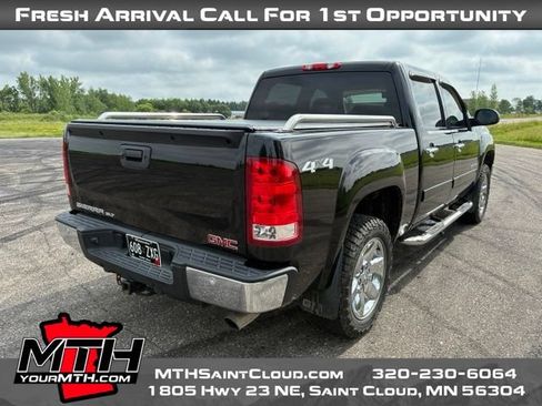Used 2012 GMC Sierra 1500 SLT w/ SLT Convenience Package AWD/4WD image 8