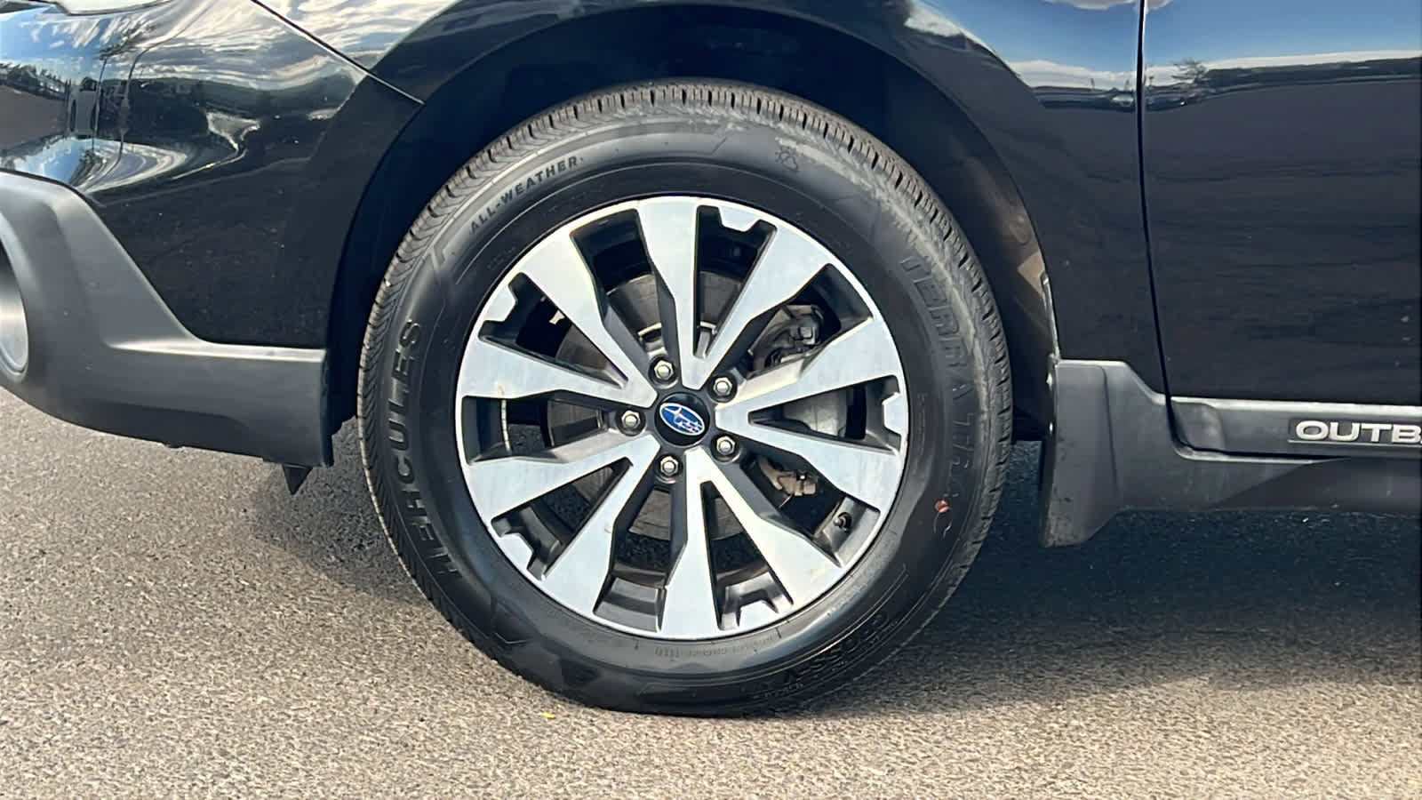 Used 2017 Subaru Outback 2.5i Limited AWD/4WD image 9
