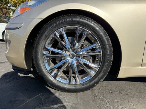 Used 2010 Hyundai Genesis 4.6 w/ Technology Pkg 5 image 9