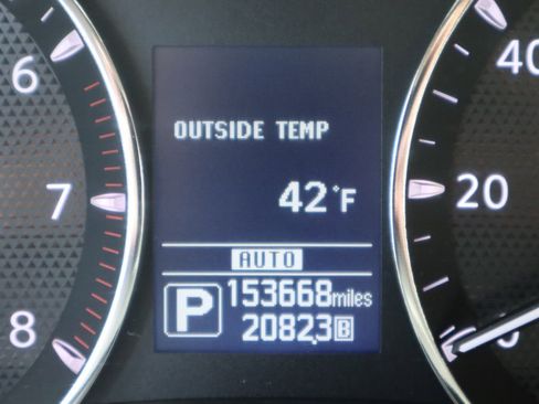 Used 2018 Nissan Armada Platinum AWD/4WD image 48