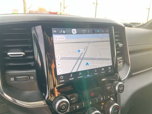 Used 2024 RAM 1500 Laramie image 18