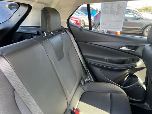 Used 2025 Buick Encore GX Preferred image 35