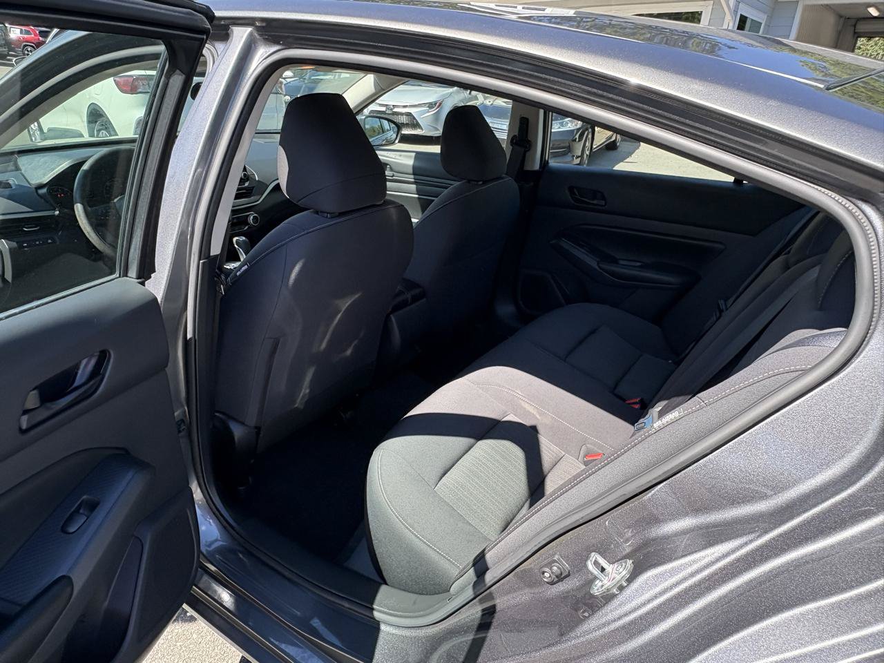 Used 2024 Nissan Altima 2.5 S FWD image 10