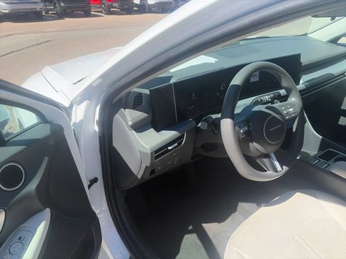 Used 2024 Hyundai Sonata SEL FWD image 20