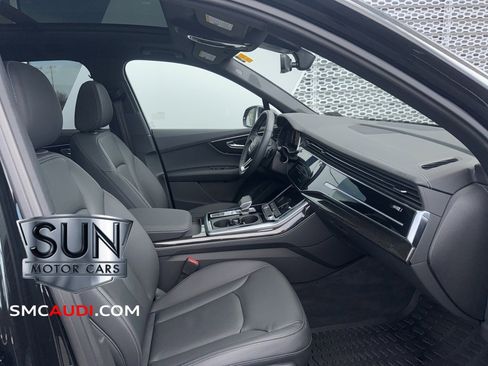 Used 2025 Audi Q7 2.0T Premium w/ Convenience Plus Package image 5