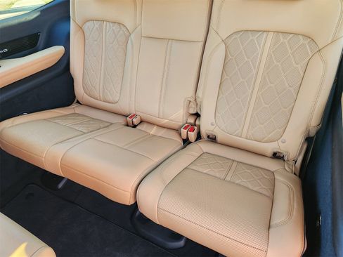 Used 2024 Jeep Grand Wagoneer Series III w/ Rear Seat Video Group 1 image 44