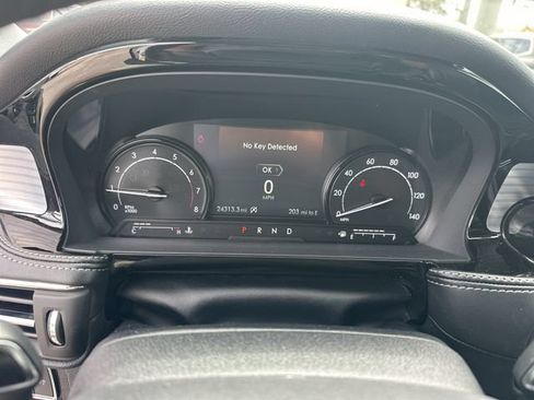 Certified 2022 Lincoln Corsair AWD w/ Premium Package image 21
