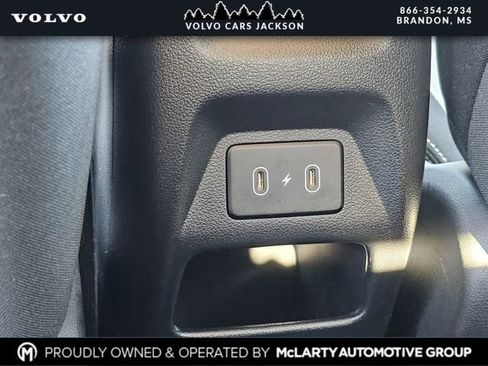 Used 2024 Hyundai Venue SEL image 17