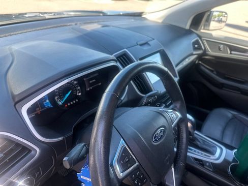 Used 2017 Ford Edge SEL w/ Equipment Group 201A AWD/4WD image 21