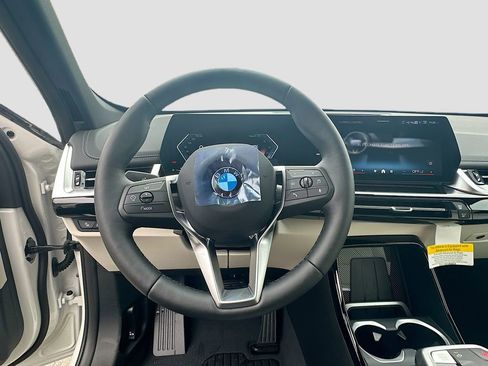 New 2026 BMW X1 xDrive28i w/ Convenience Package AWD/4WD image 11