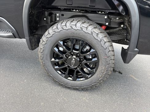 New 2026 Chevrolet Silverado 3500 LT w/ Trail Boss Package AWD/4WD image 19