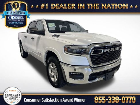 Used 2025 RAM 1500 Big Horn AWD/4WD image 1