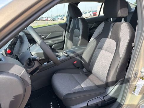 New 2026 Nissan Sentra SV FWD image 5