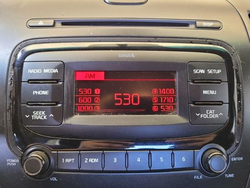 Used 2017 Kia Forte LX FWD image 25