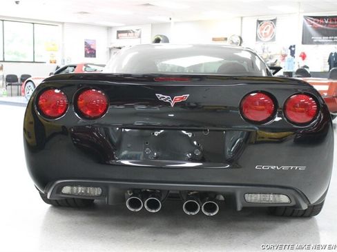 Used 2008 Chevrolet Corvette Z06 w/ Preferred Equipment Group RWD image 6