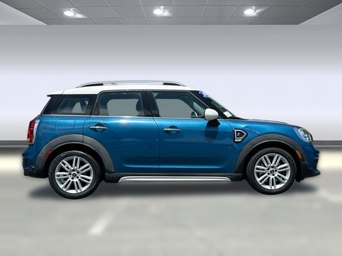 Used 2017 MINI Cooper Countryman S FWD image 8