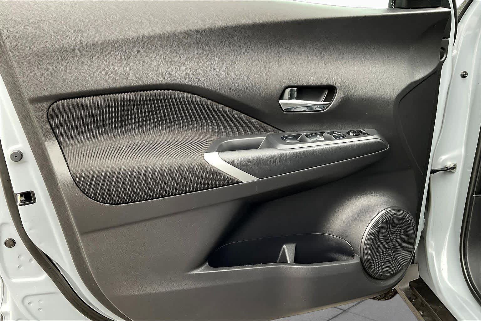 Used 2024 Nissan Kicks SV FWD image 21