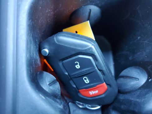 Used 2023 Jeep Wrangler Unlimited Rubicon 4xe image 20