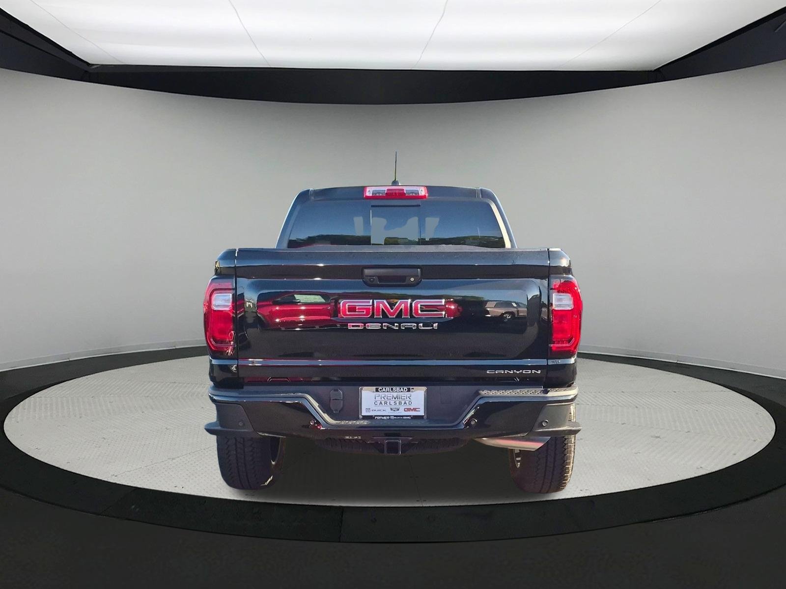 New 2026 GMC Canyon Denali AWD/4WD image 4