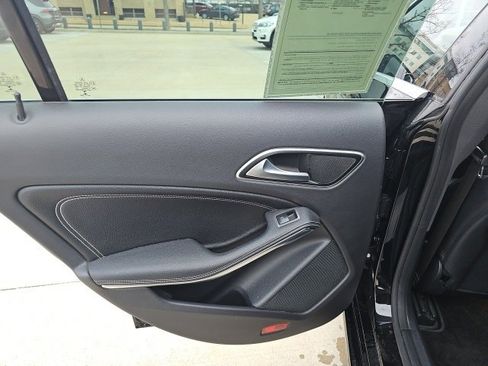 Used 2017 Mercedes-Benz CLA 250 CLA 250 image 12