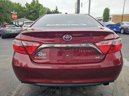 Used 2017 Toyota Camry LE FWD image 10