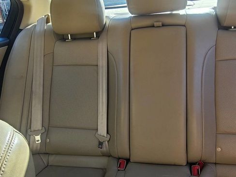 Used 2013 Hyundai Genesis 3.8 w/ Premium Pkg image 13