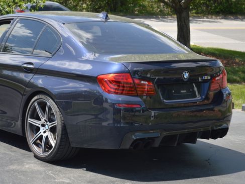 Used 2014 BMW M5 image 5