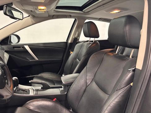 Used 2010 MAZDA MAZDA3 s Grand Touring image 12