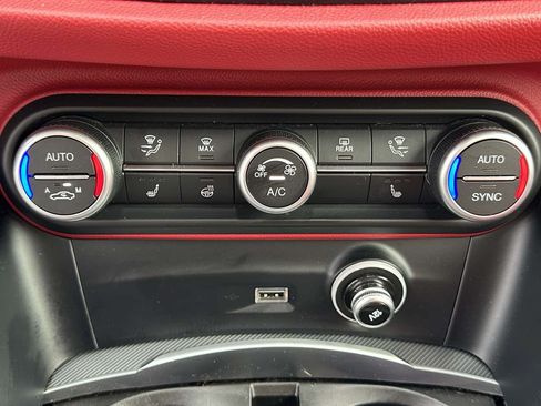 Used 2021 Alfa Romeo Stelvio Ti Sport AWD/4WD image 20