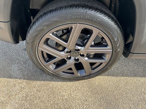 New 2026 Jeep Compass Latitude AWD/4WD image 16