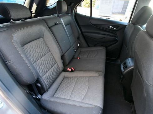 Used 2019 Chevrolet Equinox LT AWD/4WD image 18