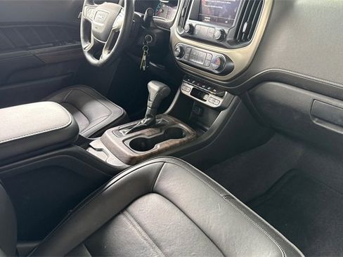Used 2021 GMC Canyon Denali image 15