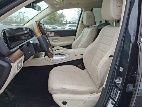 Certified 2022 Mercedes-Benz GLS 450 4MATIC image 11