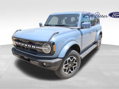New 2025 Ford Bronco Outer Banks