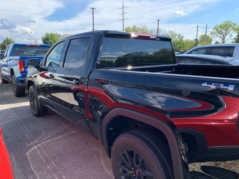 New 2026 GMC Sierra 1500 Elevation image 7