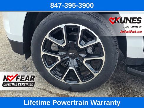 Used 2023 Chevrolet Suburban RST w/ Luxury Package AWD/4WD image 12