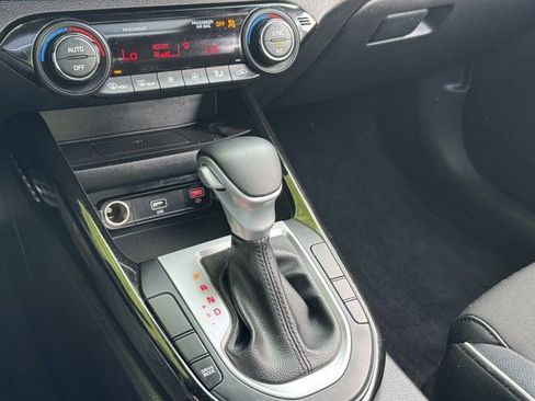 Used 2023 Kia Forte GT-Line w/ GT-Line Premium Package FWD image 28