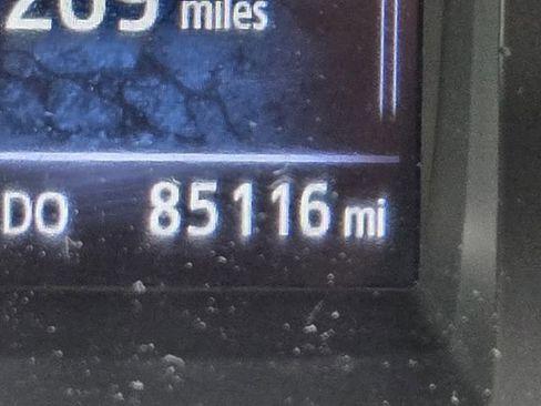 Used 2021 Toyota Tacoma SR w/ SR Convenience Package image 31