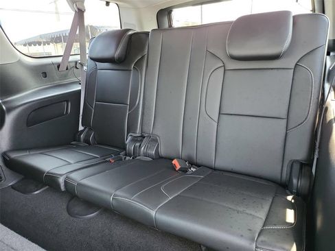 Certified 2015 Chevrolet Suburban LT w/ Luxury Package RWD image 40