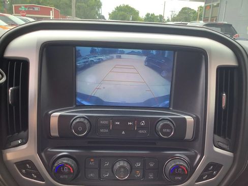 Used 2018 GMC Sierra 1500 SLT AWD/4WD image 23