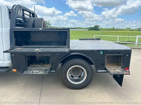 Used 2022 RAM 3500 Tradesman w/ Chrome Appearance Group AWD/4WD image 22