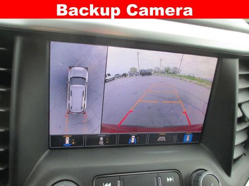 Used 2023 GMC Acadia SLT w/ Technology Package image 17