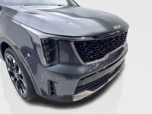 Used 2024 Kia Sorento SX image 17