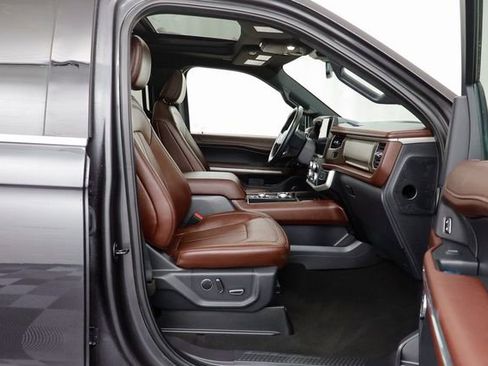 Used 2024 Ford Expedition Max Limited image 21