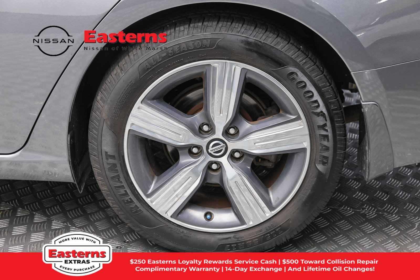 Used 2020 Nissan Altima 2.5 SV FWD image 8