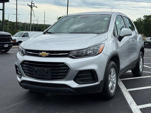 Used 2017 Chevrolet Trax LS AWD/4WD image 9